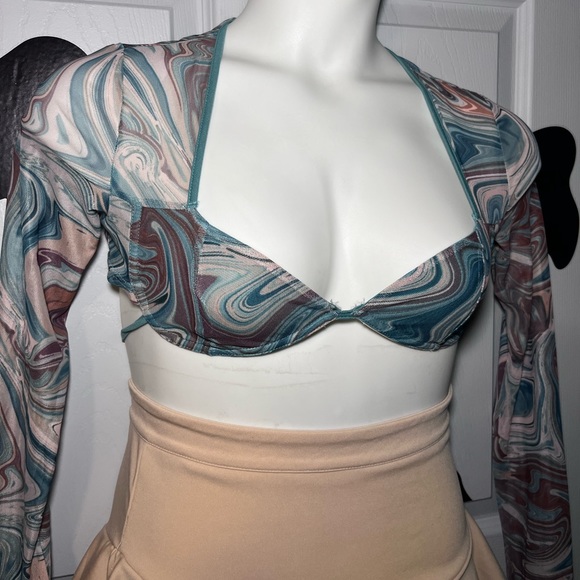 Top - Picture 2 of 5